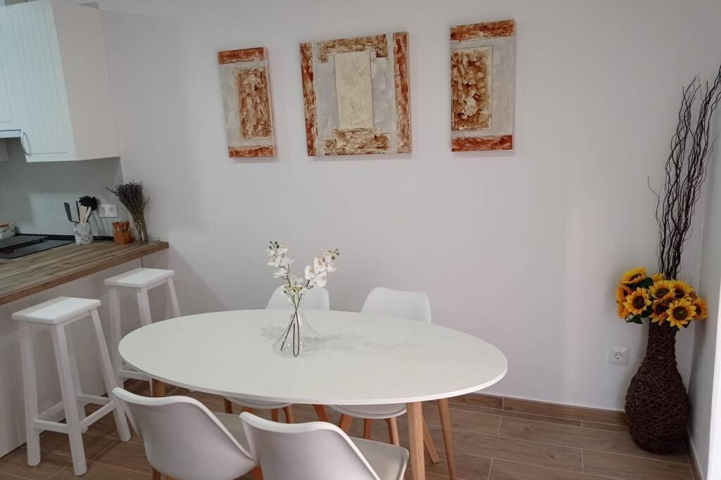 Apartamentos Xert Escapadas En Castellon Cerca De Morella Y Peniscola Chert Sant Mateu Eksteriør bilde